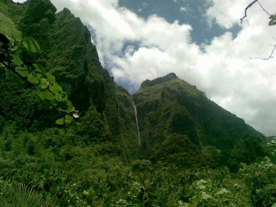 Nuku Hiva - la valle di Hakaui - cascata di Vaipo
